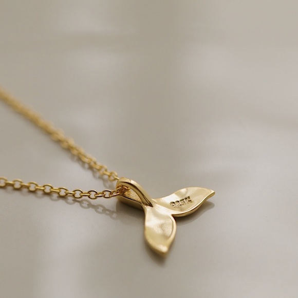 Mermaid Necklace | 14k Gold Plated - Picture 4 of 7